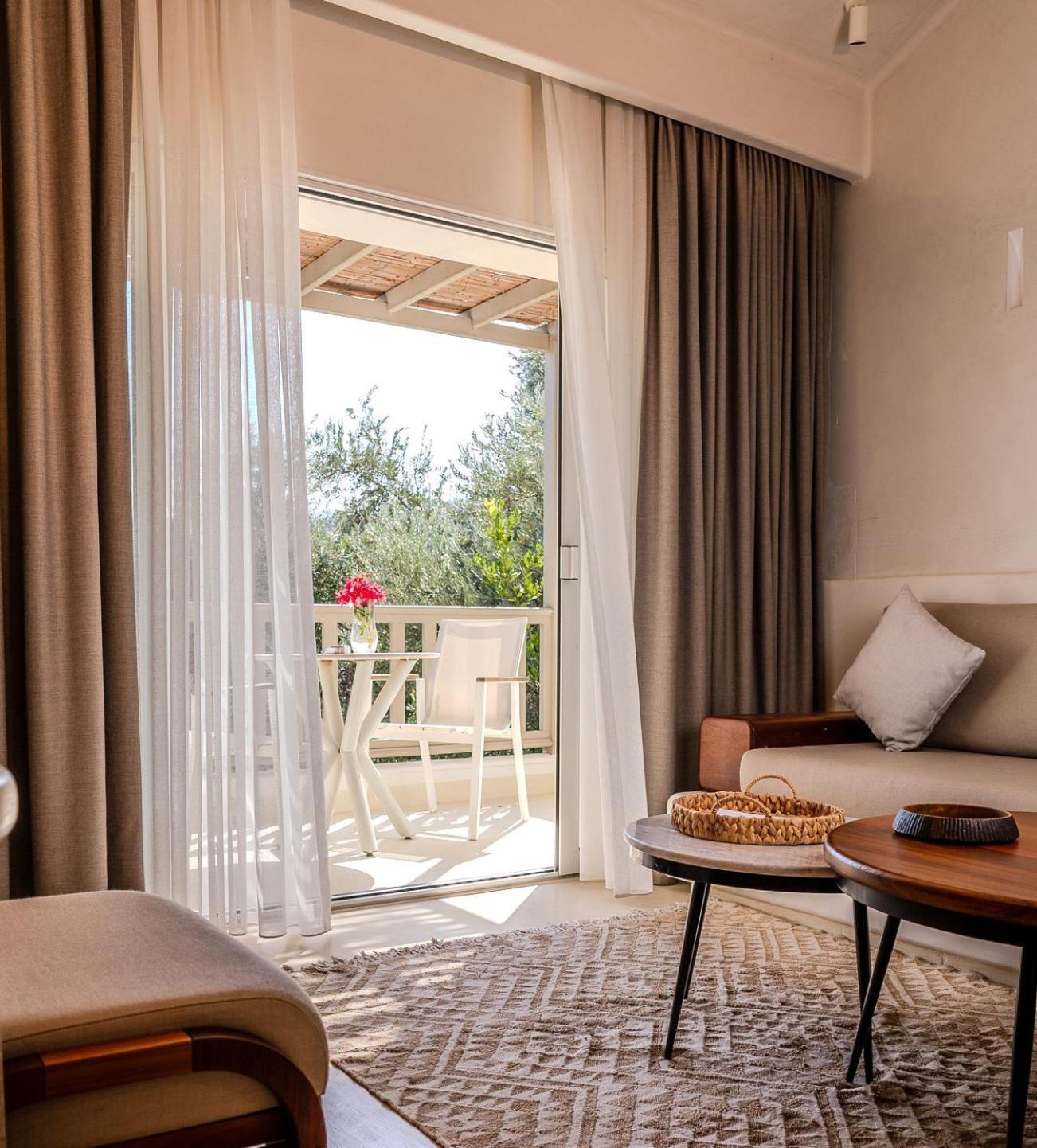 Pilos Suites Turunc Exterior photo